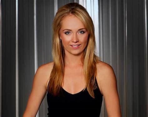 Amber Marshall Bio, Age, Husband, Kids, Height, Net Worth, Movies